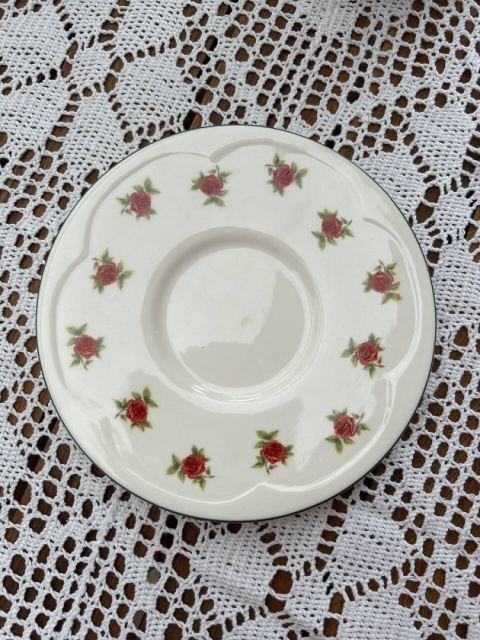 Porcelanowa filiżanka ze spodkiem Babuni RÓŻE - Bone China - 340ml